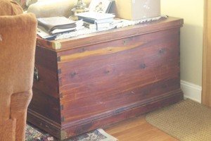 109 blanket chest