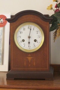 Eldred mantel clock